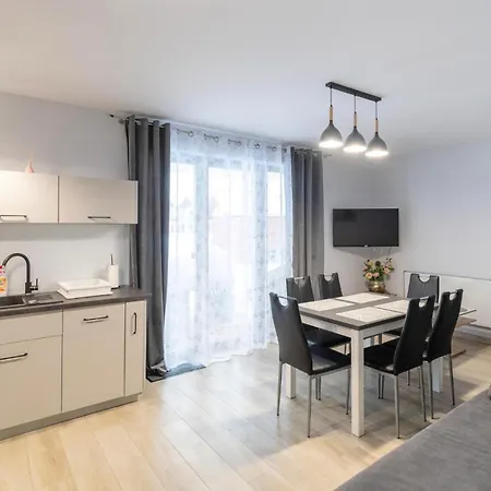 Stunning In דירה Zarnowska