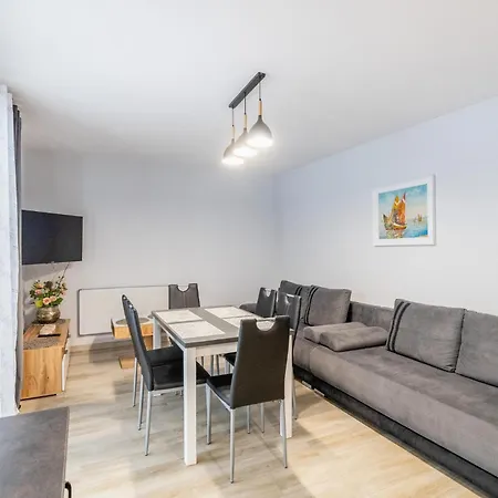 Stunning In דירה