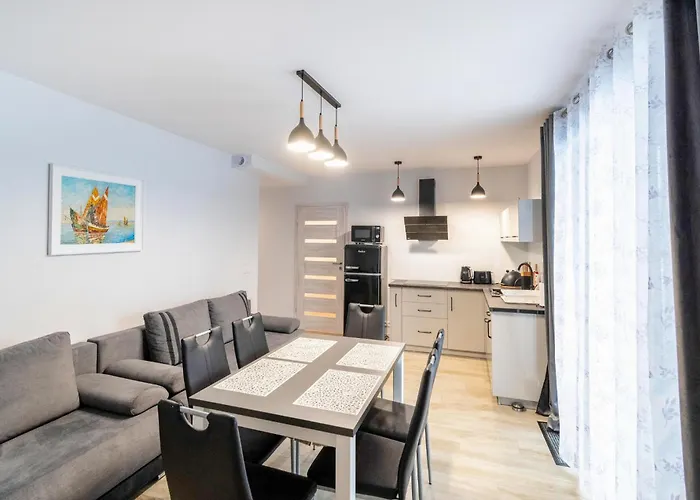 Stunning In Zarnowska